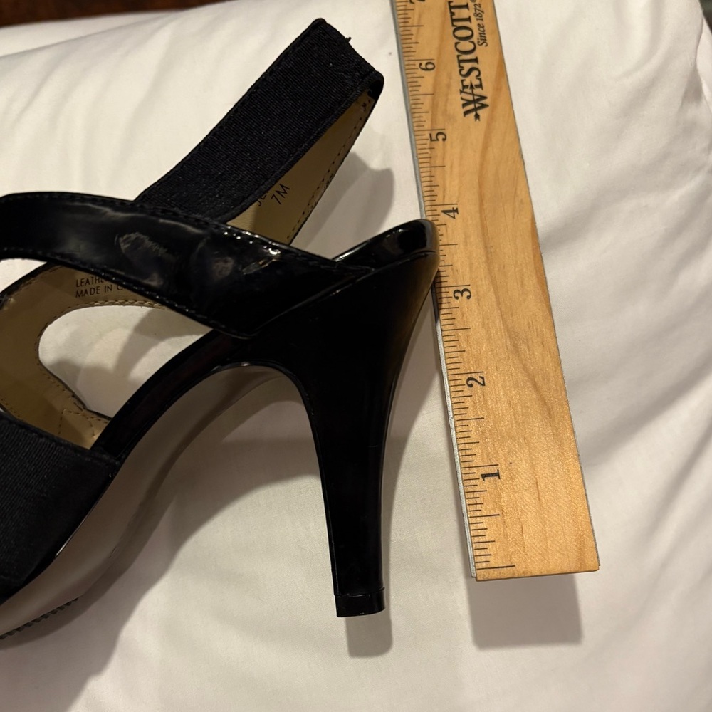 Ellen Tracy Black Patent Leather Stiletto Heels - Picture 6 of 7